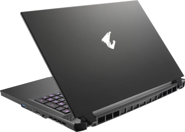 GIGABYTE AORUS 17G, Core i7-10870H, 32GB RAM, 1TB SSD, GeForce RTX 3080, DE