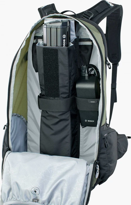 Evoc FR Tour E-Ride 30 dark olive/black