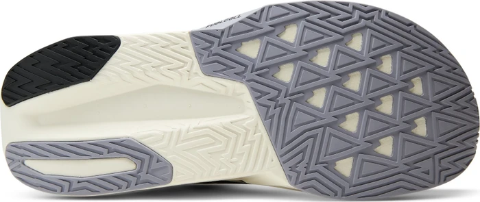 New Balance FuelCell Rebel v5 pistachio butter/digital mist (Herren)