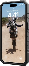 UAG Pathfinder Case with MagSafe für Apple iPhone 15 Pro schwarz
