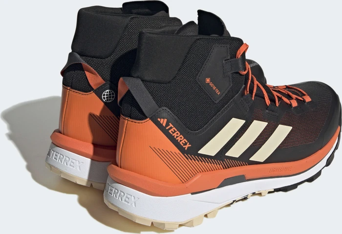 adidas Terrex Skychaser Tech Mid GTX core black/sand strata/impact orange