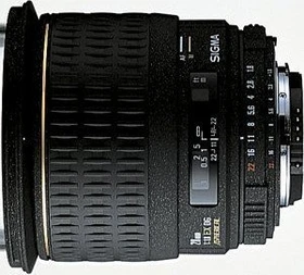 Sigma AF 28mm 1.8 EX DG Asp Makro für Pentax K