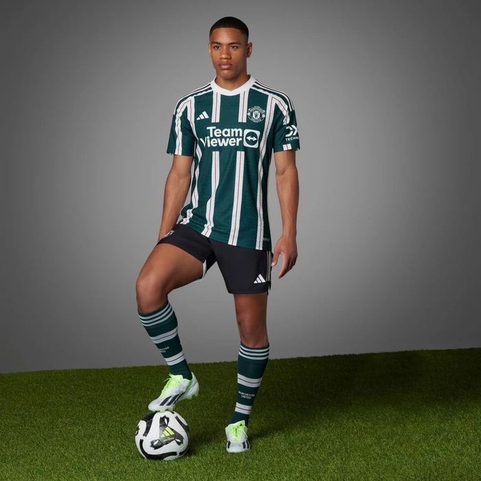 adidas Manchester United Authentic 2023/2024 Auswärtstrikot green night (Herren)