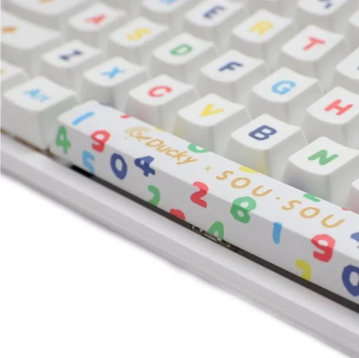 Ducky x SOU SOU One 2 Mini, PBT, weiß, LEDs RGB, MX RGB BLUE, USB, US