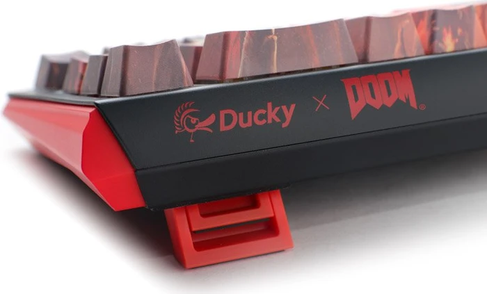 Ducky x Doom One 3 SF Limited Edition, PBT, LEDs RGB, MX RGB RED, USB, DE
