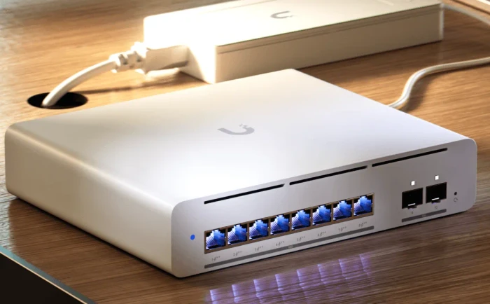 Ubiquiti UniFiSwitch Desktop 10G Managed Switch, 8x RJ-45, 2x SFP+, 155W PoE++ (USW-Pro-XG-8-PoE (155W))