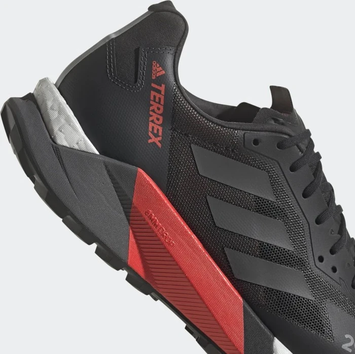 adidas Terrex Agravic Ultra core black/grey five/solar red (Herren)