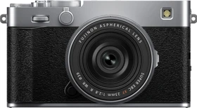 Fujifilm X-E5 silber mit Objektiv Fujinon XF 23mm 2.8 R WR