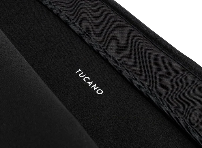 Tucano Velluto Sleeve für MacBook 16" rosa