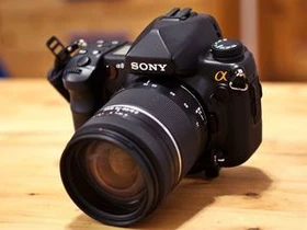 Sony Alpha 850 mit Objektiv 28-75mm 2.8 SAM