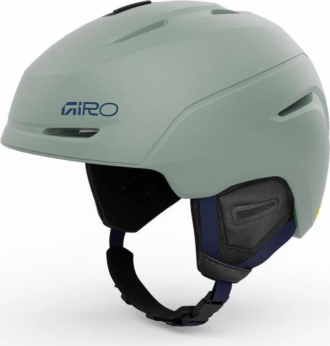 Giro Neo Helm
