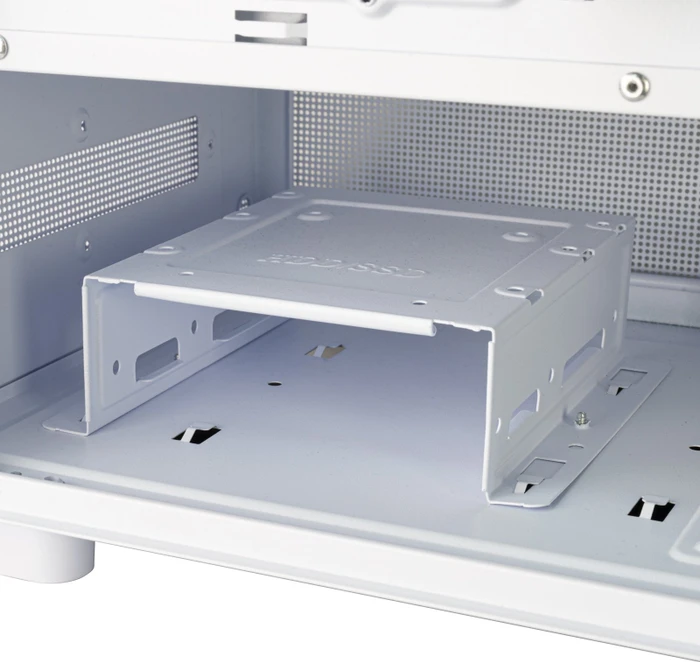 SilverStone Lucid 04, weiß, Glasfenster