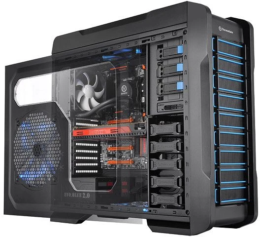 Thermaltake Chaser A71, Acrylfenster