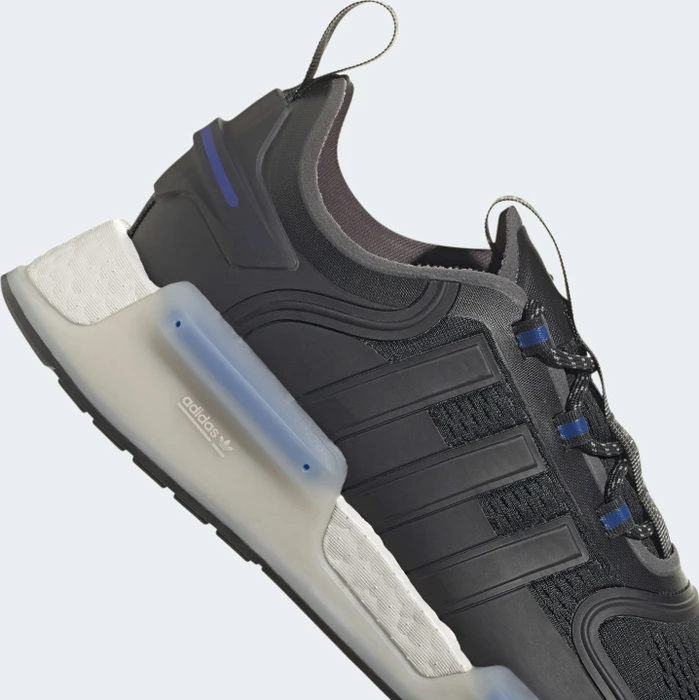 adidas NMD_V3 core black/cloud white/grey six