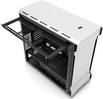 Phanteks Enthoo Evolv ATX Tempered Glass silber, Glasfenster