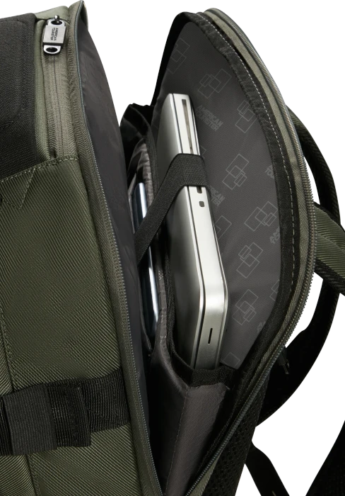 American Tourister Urban Track 15.6" Laptop-Rucksack, dark khaki