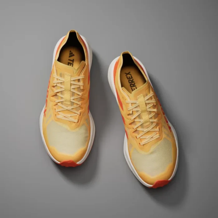 adidas Terrex Agravic Speed semi spark/crystal white/impact orange (Herren)