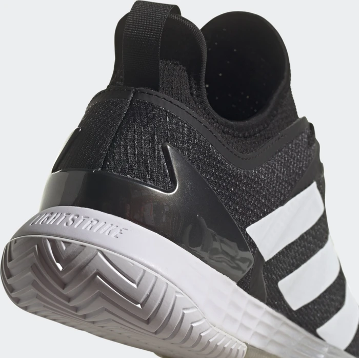 adidas Adizero Ubersonic 4 core black/cloud white/silver metallic (Herren)