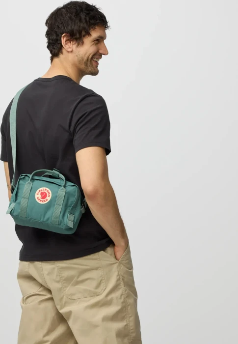 Fjällräven Kanken Crossbody Umhängetasche frost green