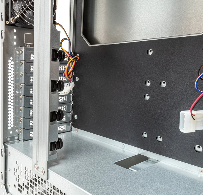 Unykach WS-SR630, schwarz, 4HE, ATX