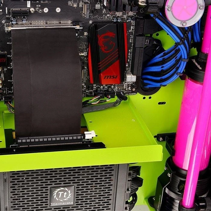 Thermaltake Core P5 grün, Acrylfenster