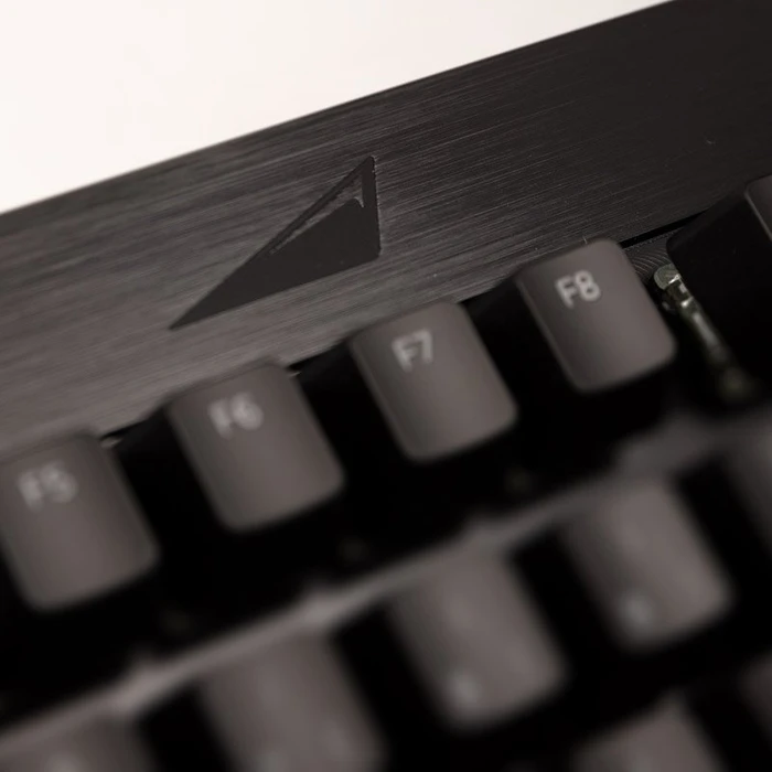 Mountain Everest Core Midnight Black, TKL, LEDs RGB, Gunmetal Gray, MX RGB RED, USB, DE