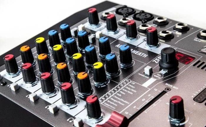 Allen & Heath ZED-6FX