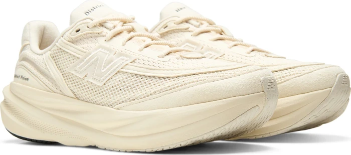 New Balance x District Vision 1080v15 linen/black (Damen)