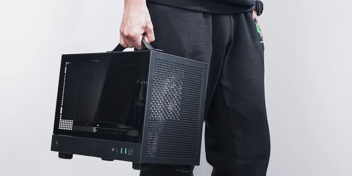 DeepCool CH160, schwarz, Glasfenster, Mini-ITX