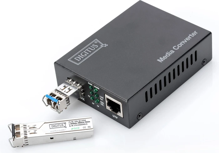 Digitus RJ-45, SFP+