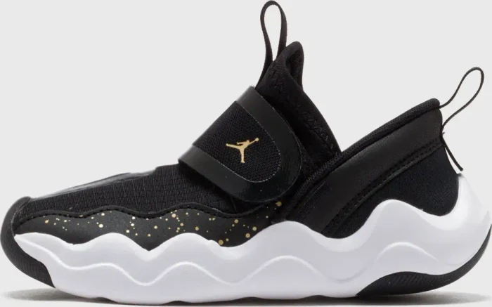 Nike Jordan 23/7 black/white/metallic gold (Junior)