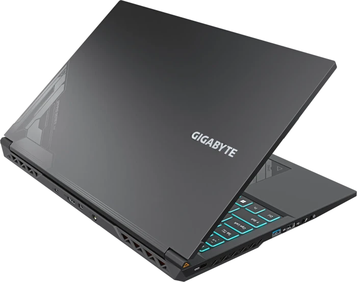 GIGABYTE G5, Core i7-13620H, 16GB RAM, 1TB SSD, GeForce RTX 4060, DE
