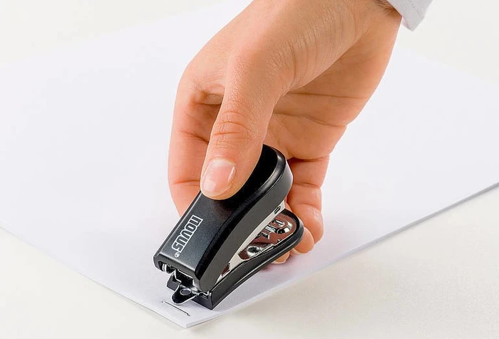 Novus Mini Hefter, schwarz
