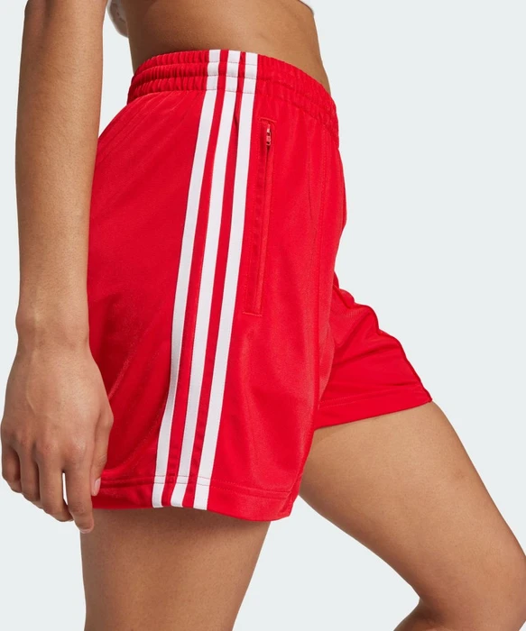 adidas Firebird Shorts better scarlet/white (Damen)