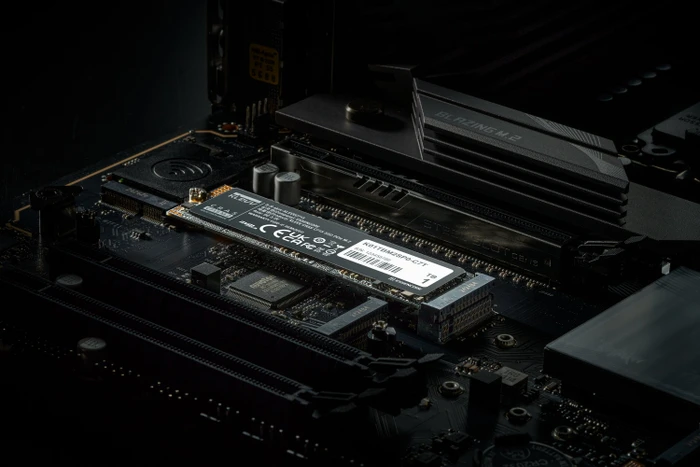 Klevv Cras C715 1TB, M.2 2280 / M-Key / PCIe 3.0 x4