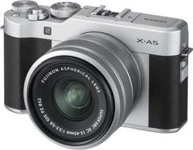 Fujifilm X-A3 silber mit Objektiv Fujinon XC 15-45mm 3.5-5.6 OIS PZ