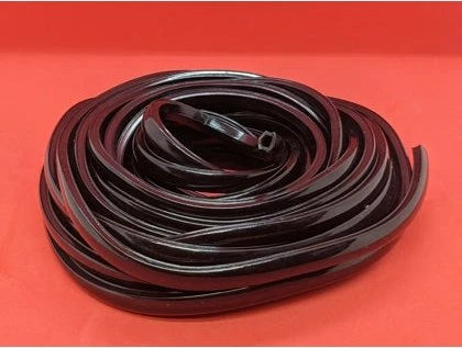 Pro Simrig Slotcover - Flexible Nutabdeckungen für Aluminiumprofile, 5m, schwarz