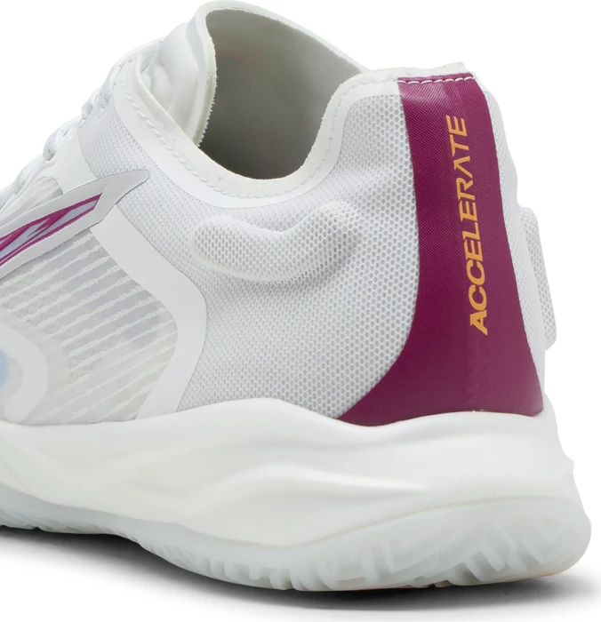 Puma Accelerate Nitro SQD 4 Handballschuhe puma white/lilac crush/haute tropic/heat fire (Damen)