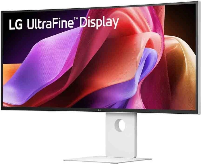 LG UltraFine 40WT95UF-W, 39.7"