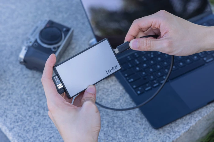 Lexar Professional Workflow Dual-Slot SD UHS-II Card Reader (WF720), USB-C 3.1 [Buchse]