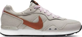 Nike Venture Runner light orewood brown/light arctic pink/black/metallic copper (Damen)