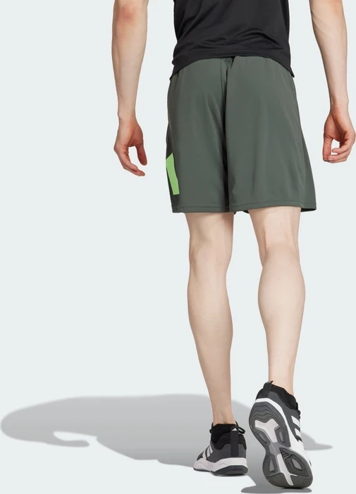 adidas Train Essentials Logo Training Trainingshose kurz legend ivy/green spark (Herren)