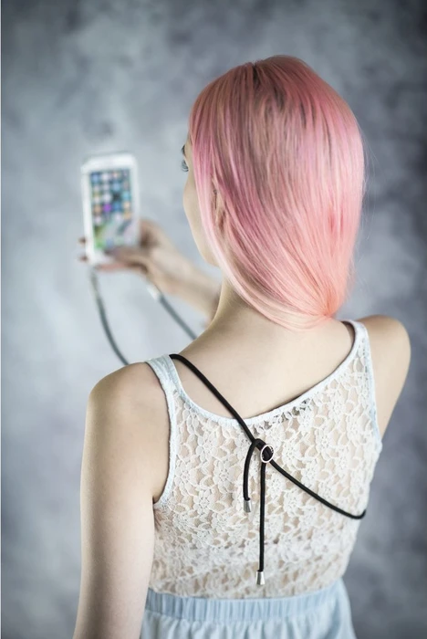 Hama Cross-Body-Cover mit Umhängekordel für Samsung Galaxy S20 transparent