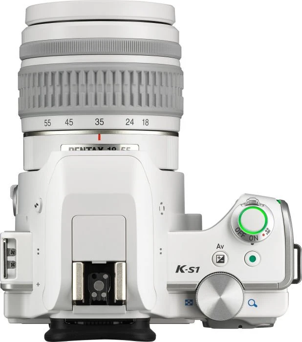Pentax K-S1 weiß mit Objektiv smc DA L 18-55mm 3.5-5.6 AL