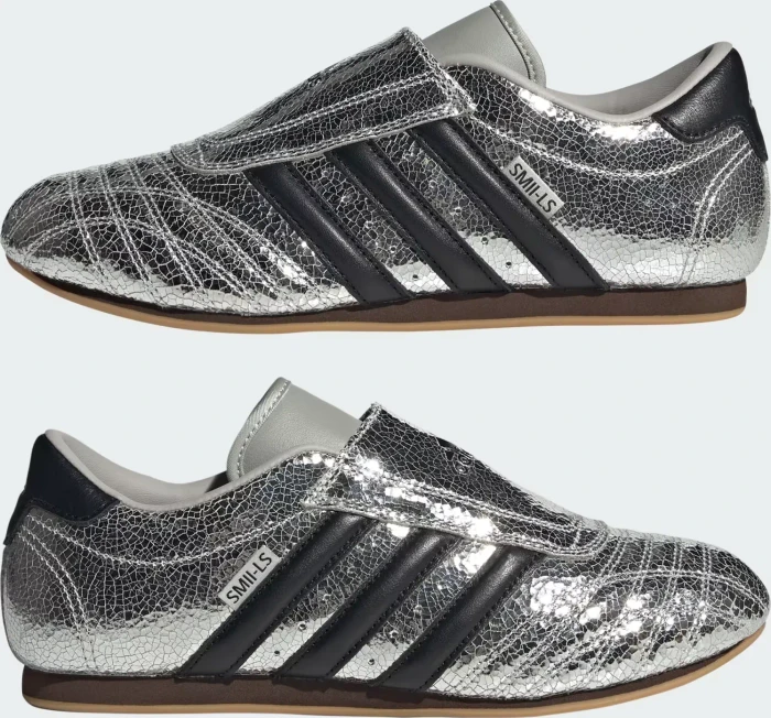 adidas Originals Taekwondo silver metallic/core black/gum