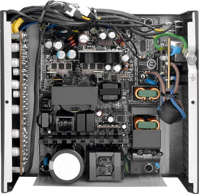 Thermaltake ToughPower GF3 ARGB 850W, ATX 3.0