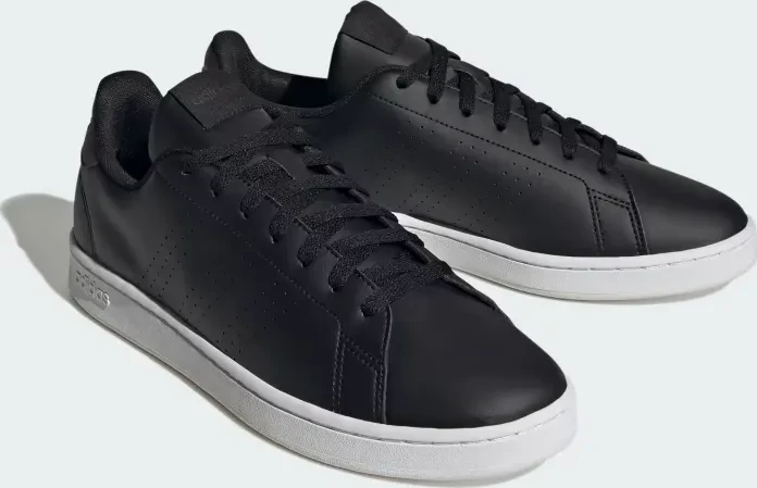 adidas Advantage core black/shadow brown f23 (Herren)
