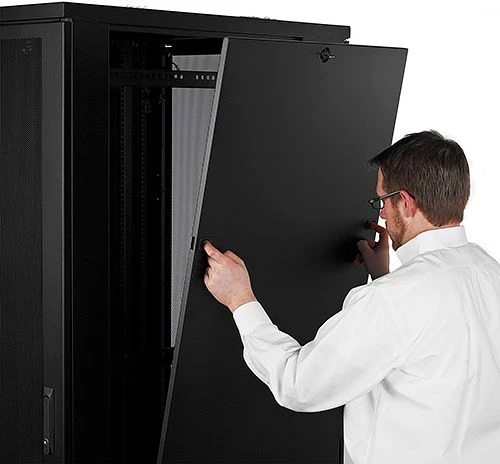 APC NetShelter SV Serverschrank 48HE, 1060mm tief