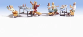 Noch Figuren - Biergarten