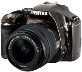 Pentax K-x braun mit Objektiv smc DA L 18-55mm 3.5-5.6 AL